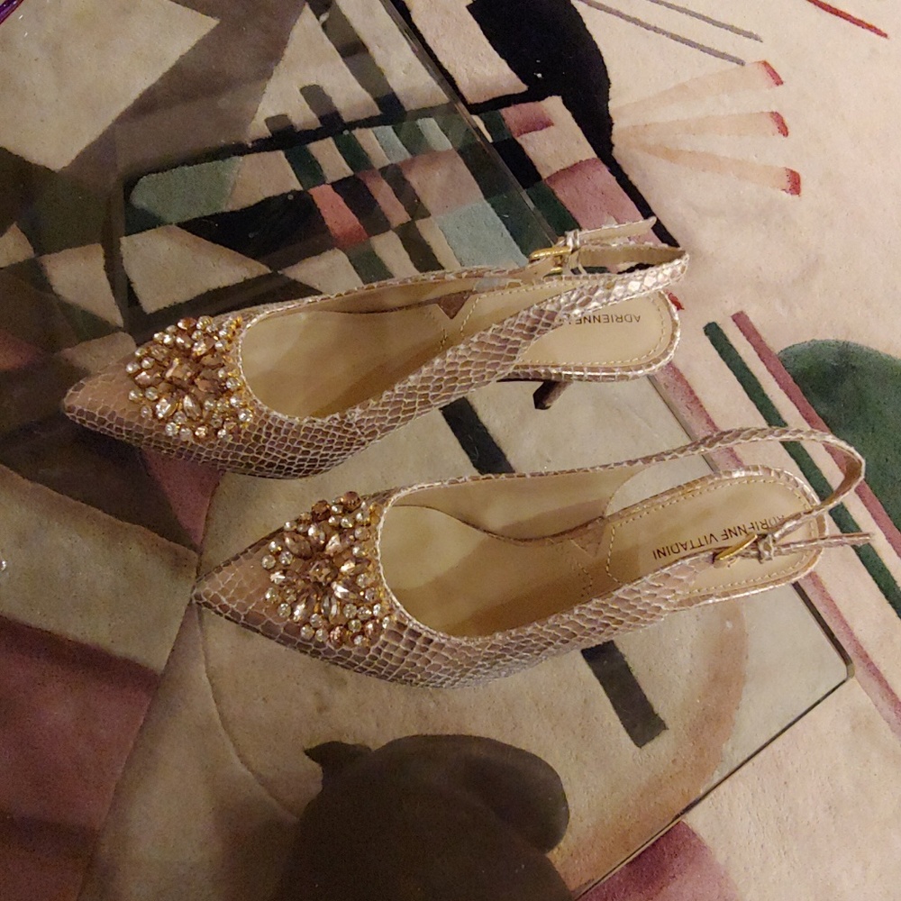 Brand new Adriennne Vittadini gold snakeskin